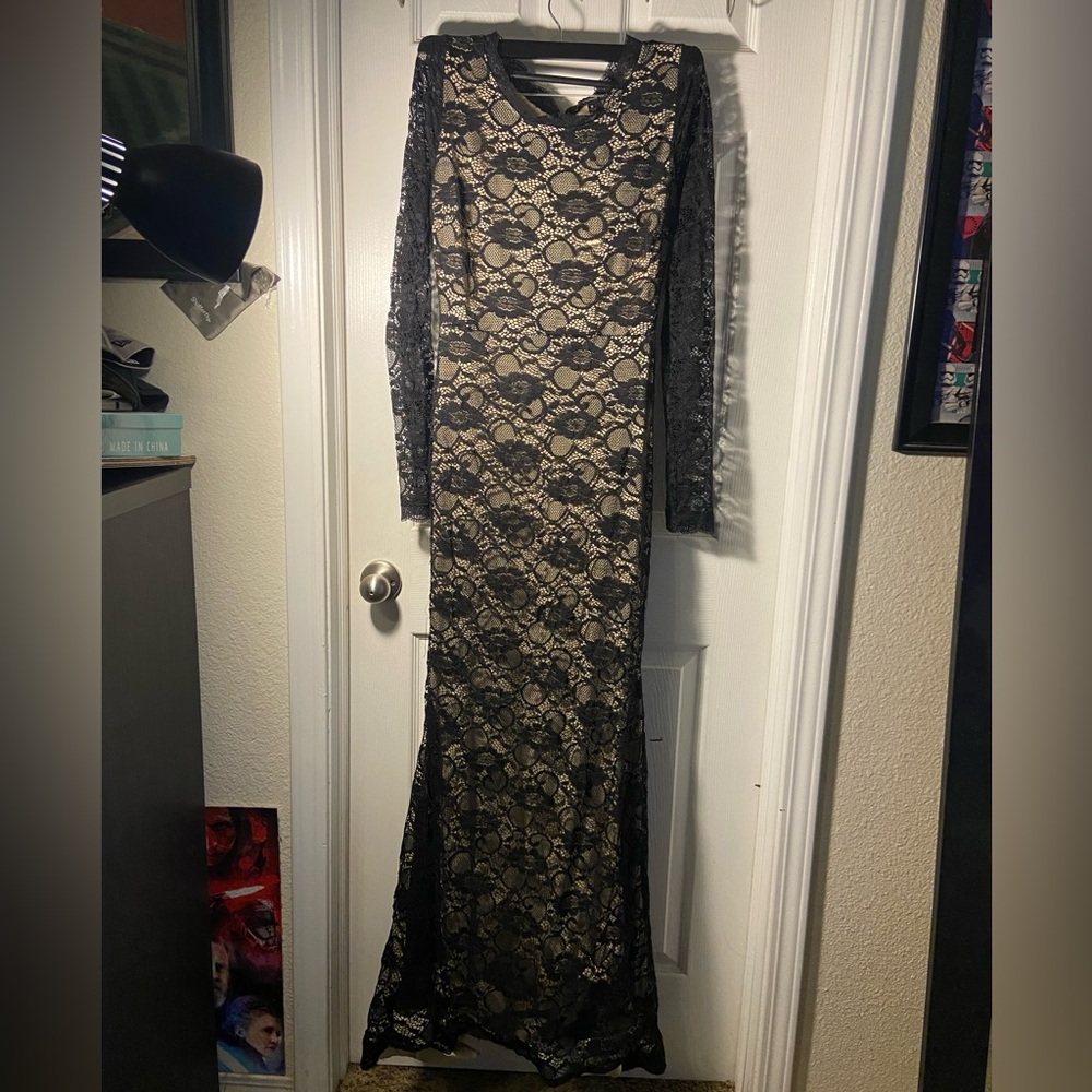 Symphony Black Lacey Long Sleeve Open Back Column Maxi Dress